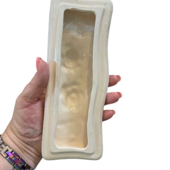 Hand-Painted Ceramic Jewelry Trinket Box With Pink Roses & Green Vines Design - Picture 5 of 12